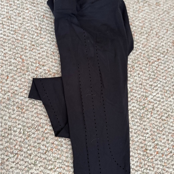 Gymshark Black Leggings - Picture 3 of 4